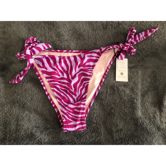 NWT SHADE & SHORE Bikini Bottoms - Lowest Coverage Extra Cheeky M - Picture 1 of 1